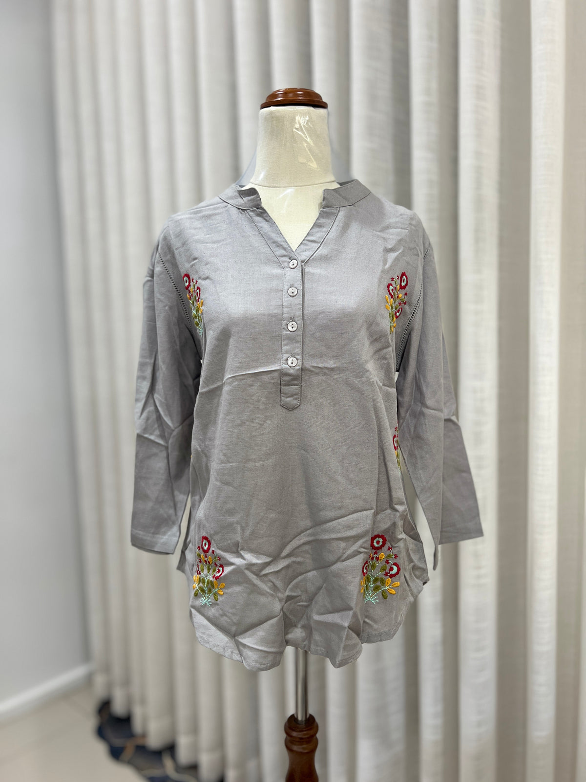 Full sleeve grey embroided top