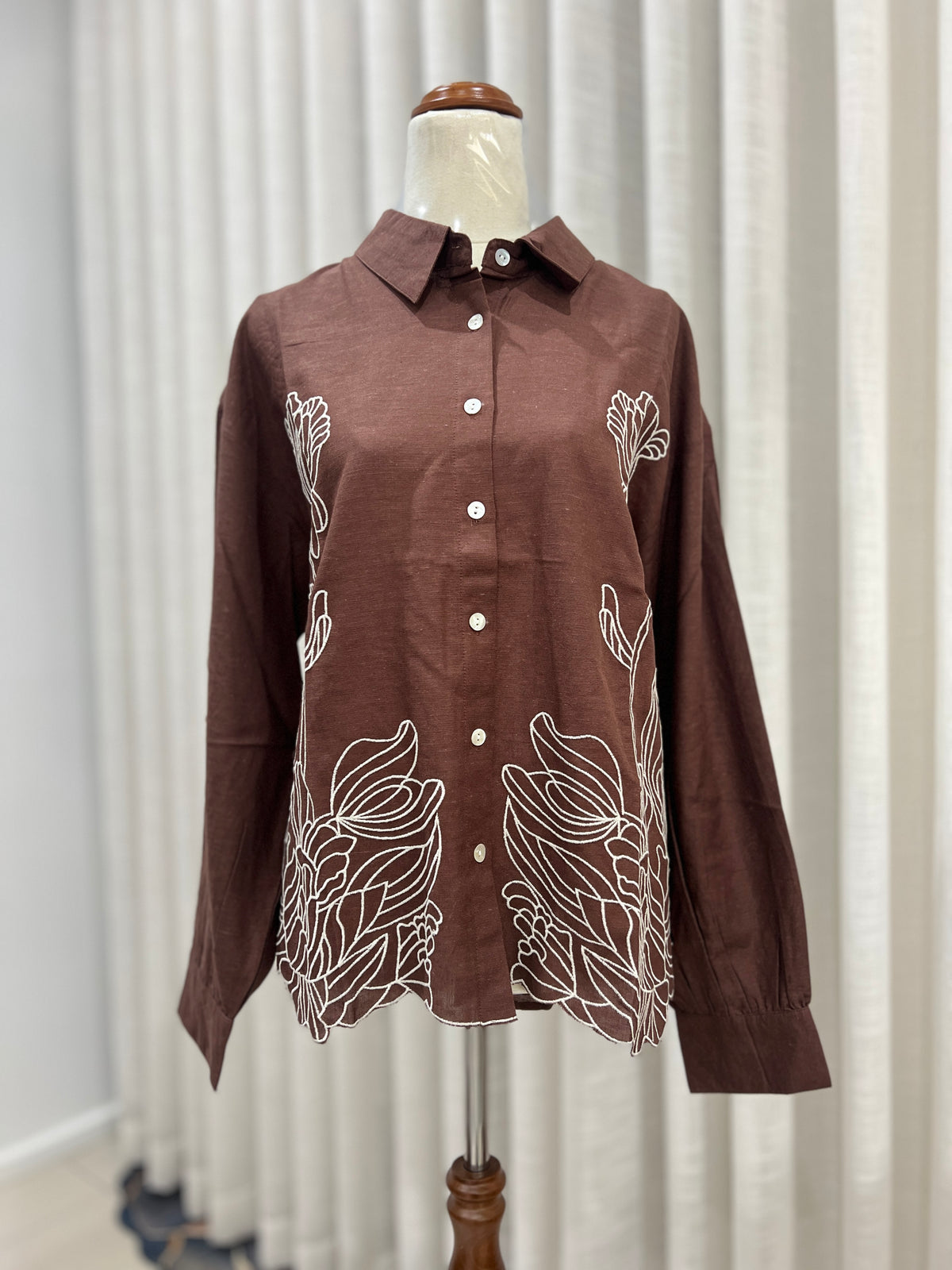 Long sleeve dark brown shirt